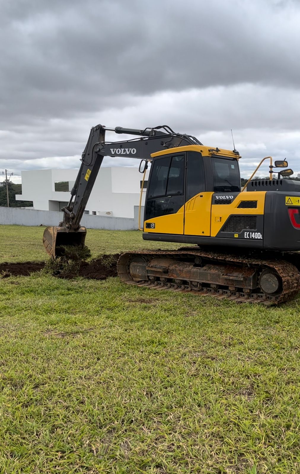 limpeza e serviço de terreno